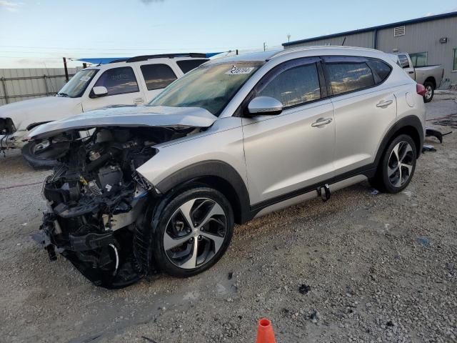 HYUNDAI TUCSON LIM 2017 with VIN KM8J33A29HU516211 - Photo from auction