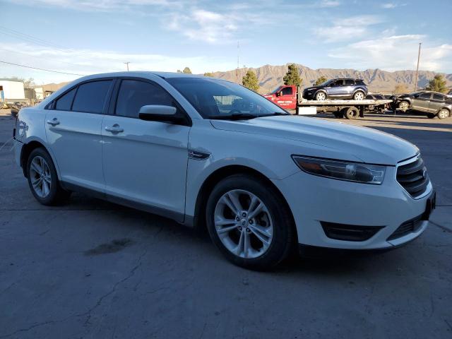 Photo 4 from auction – 2015 FORD TAURUS SEL with VIN 1FAHP2E89FG112018