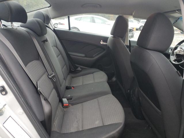 Photo 10 from auction – 2017 KIA FORTE LX with VIN 3KPFL4A78HE014218