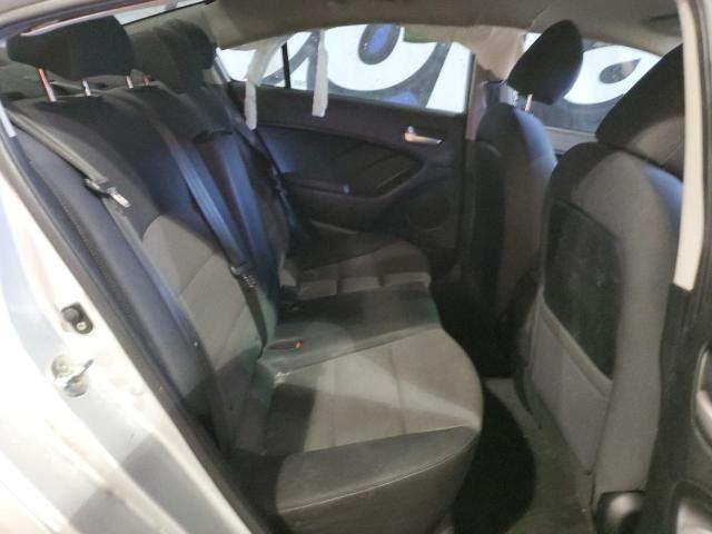Photo 10 from auction – 2018 KIA FORTE LX with VIN 3KPFL4A72JE242320