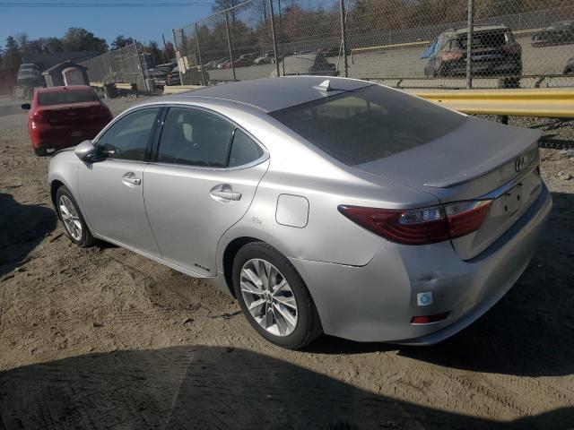 Фото 2 с аукциона – 2013 LEXUS ES 300H с VIN JTHBW1GG8D2037290