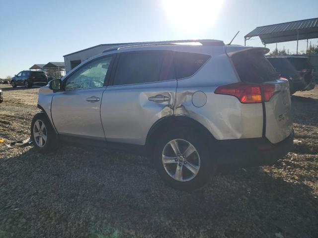 Photo 2 from auction – 2015 TOYOTA RAV4 XLE with VIN 2T3WFREV5FW141085