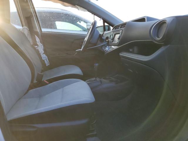 Photo 7 from auction – 2015 TOYOTA PRIUS C with VIN JTDKDTB35F1586980