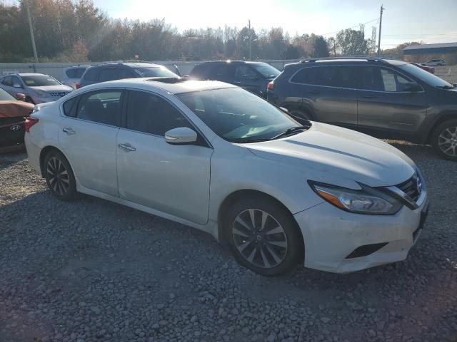 Photo 4 from auction – 2017 NISSAN ALTIMA 2.5 with VIN 1N4AL3AP8HC258887