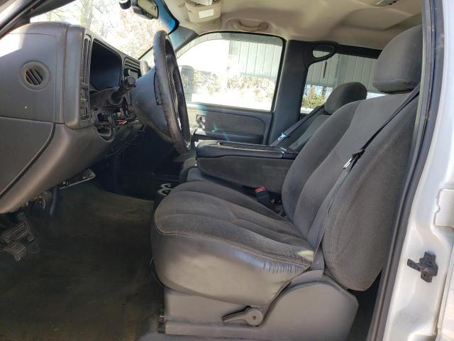 Photo 7 from auction – 2003 CHEVROLET SILVERADO with VIN 1GCHC23U73F108251