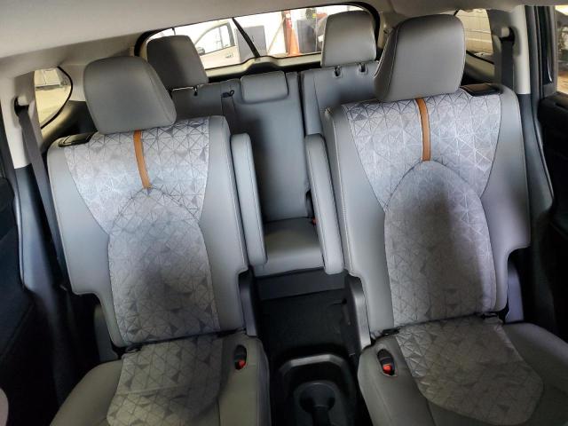 Photo 10 from auction – 2023 TOYOTA HIGHLANDER with VIN 5TDABRCH3PS601365