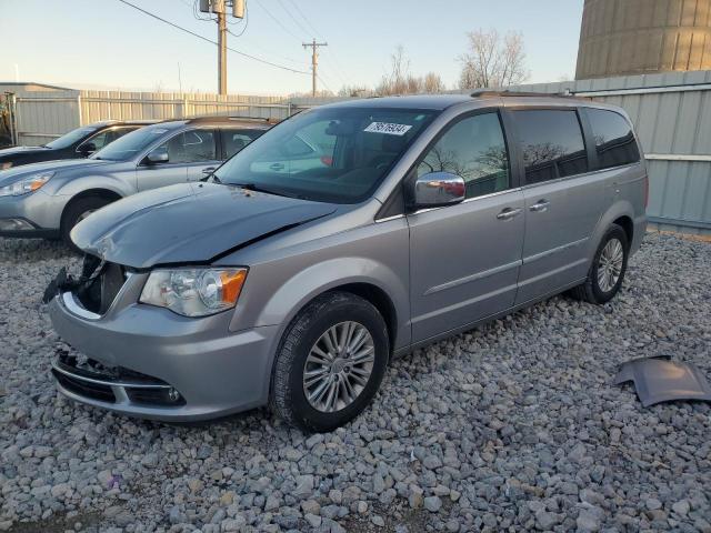 CHRYSLER TOWN & COU 2015 with VIN 2C4RC1CG6FR743323 - Photo from auction