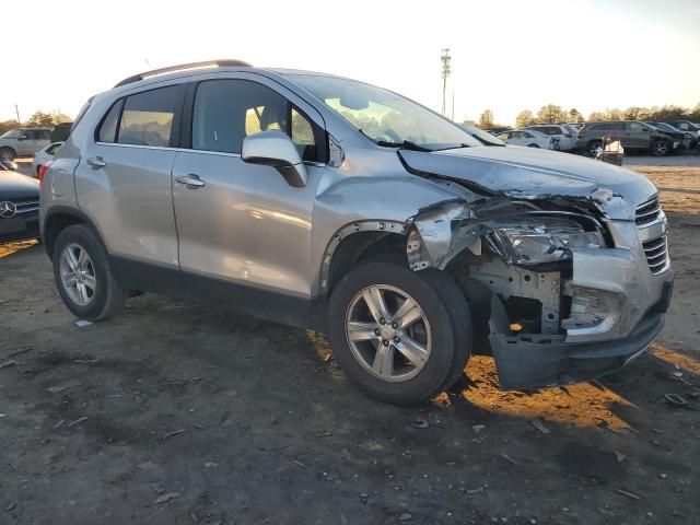 Photo 4 from auction – 2016 CHEVROLET TRAX 1LT with VIN KL7CJLSB5GB533502