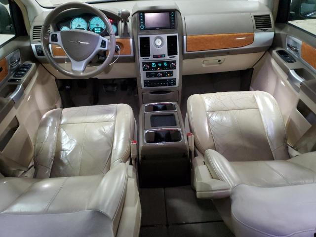 Photo 8 from auction – 2010 CHRYSLER TOWN & COU with VIN 2A4RR7DX0AR501792