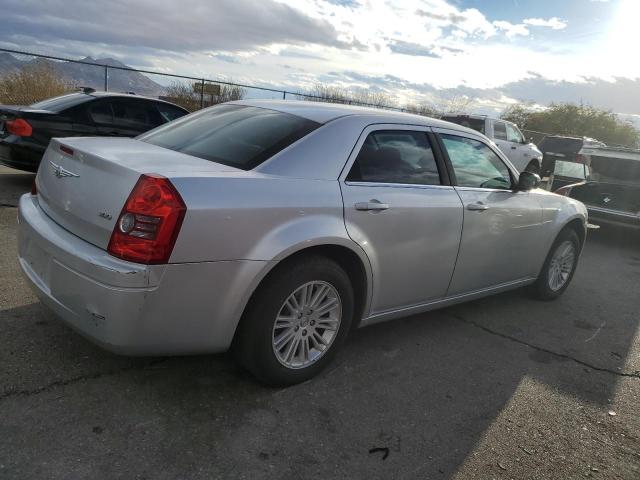Photo 3 from auction – 2009 CHRYSLER 300 LX with VIN 2C3KA43D79H565998