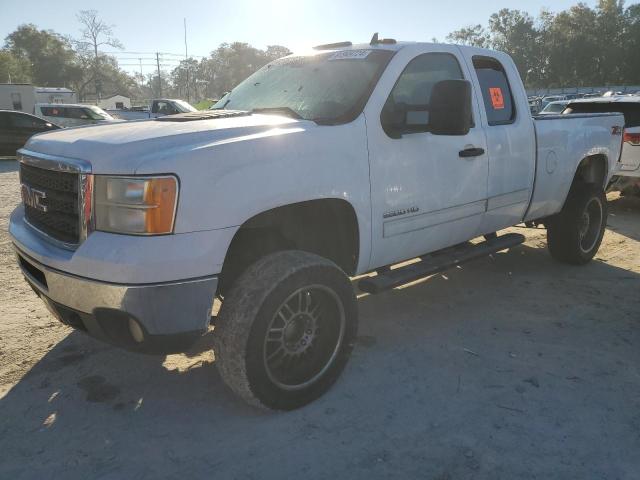 GMC SIERRA K25 2011 with VIN 1GT220CG2BZ124233 - Photo from auction