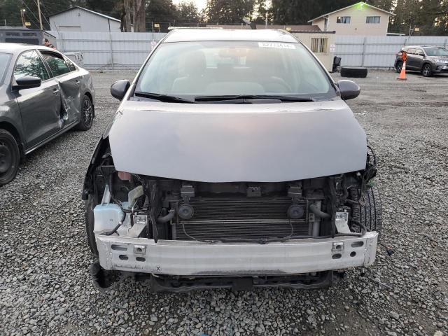 Photo 5 from auction – 2013 TOYOTA PRIUS V with VIN JTDZN3EUXD3208817