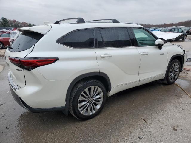 Photo 3 from auction – 2021 TOYOTA HIGHLANDER with VIN 5TDEBRCH1MS029631