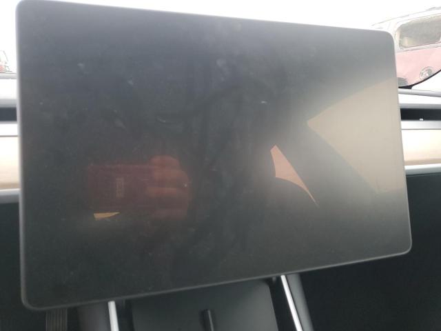 Photo 9 from auction – 2019 TESLA MODEL 3 with VIN 5YJ3E1EA8KF394955
