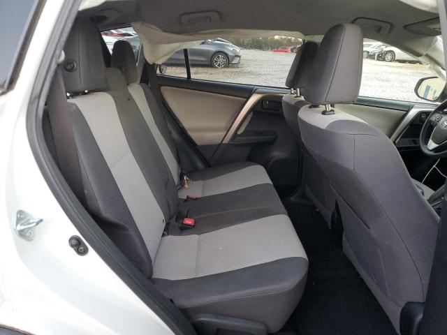 Photo 11 from auction – 2015 TOYOTA RAV4 LE with VIN JTMZFREV9FJ048730