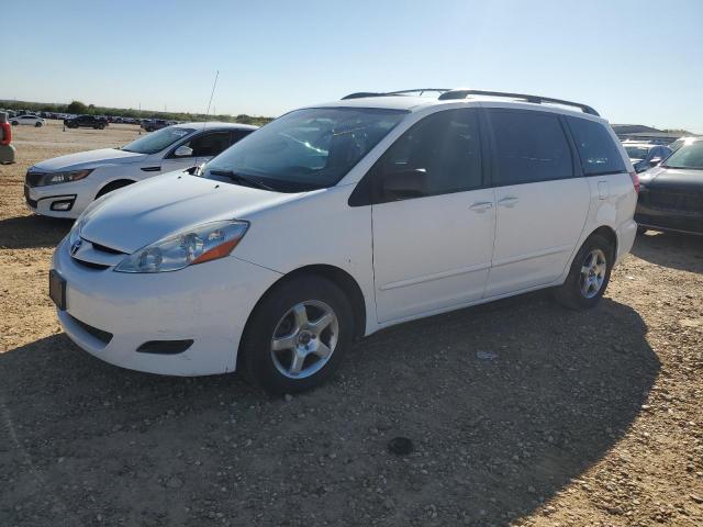 Photo 1 from auction – 2010 TOYOTA SIENNA CE with VIN 5TDKK4CC2AS325778