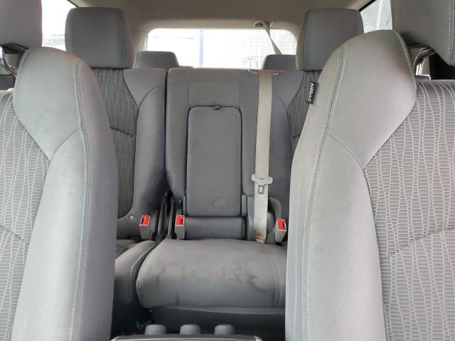 Photo 10 from auction – 2017 CHEVROLET TRAVERSE L with VIN 1GNKRFKD3HJ227570