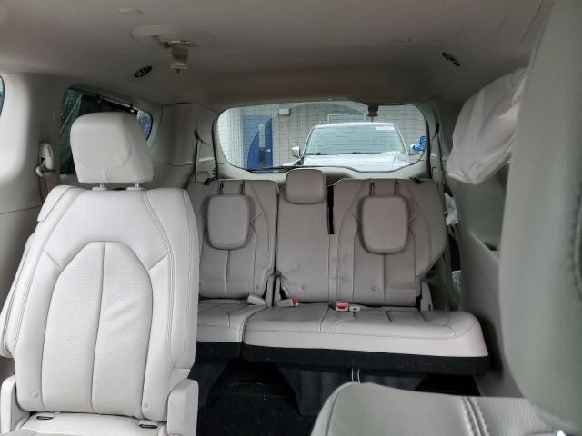 Photo 10 from auction – 2018 CHRYSLER PACIFICA T with VIN 2C4RC1BG3JR261063