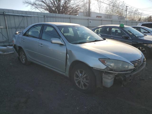 Photo 4 from auction – 2005 TOYOTA CAMRY LE with VIN 4T1BF32KX5U104577
