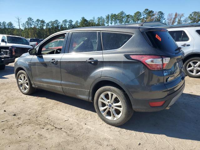 Photo 2 from auction – 2017 FORD ESCAPE SE with VIN 1FMCU0GD4HUE63673