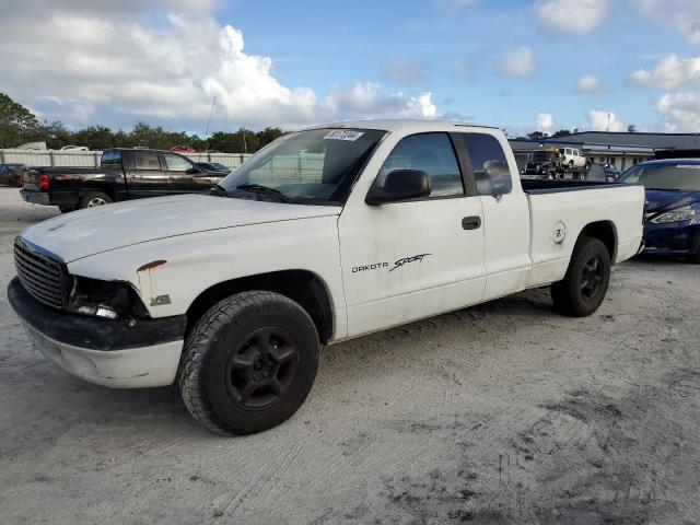 DODGE DAKOTA 2000 с VIN 1B7GL22X3YS568254 - Снимка от търг