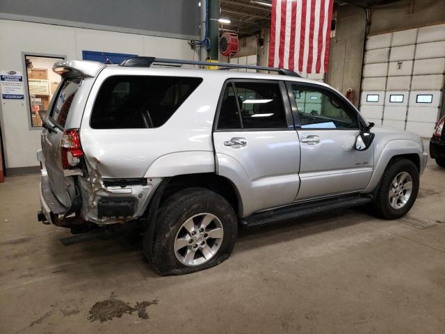 Photo 3 from auction – 2004 TOYOTA 4RUNNER SR with VIN JTEBT14R940033417