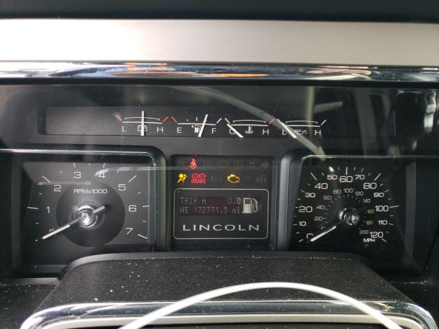 Photo 9 from auction – 2010 LINCOLN NAVIGATOR with VIN 5LMJJ2J54AEJ09789