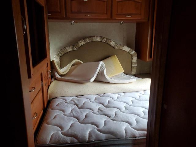 Photo 6 from auction – 2007 HOLR MOTORHOME with VIN 1RF21434672044331