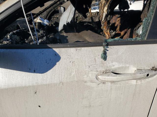 Photo 7 from auction – 2022 ACURA TLX TECH A with VIN 19UUB6F55NA003142