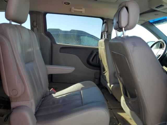 Photo 11 from auction – 2015 CHRYSLER TOWN & COU with VIN 2C4RC1BG5FR730886