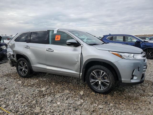 Photo 4 from auction – 2018 TOYOTA HIGHLANDER with VIN 5TDBZRFH0JS805964