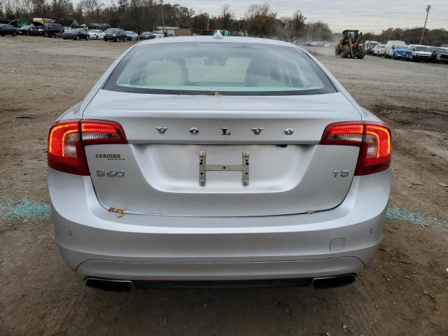 Photo 6 from auction – 2015 VOLVO S60 PREMIE with VIN YV140MFK6F2337300