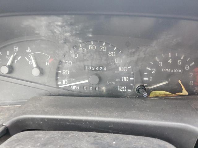Photo 9 from auction – 2002 FORD ESCORT ZX2 with VIN 3FAFP11352R202572