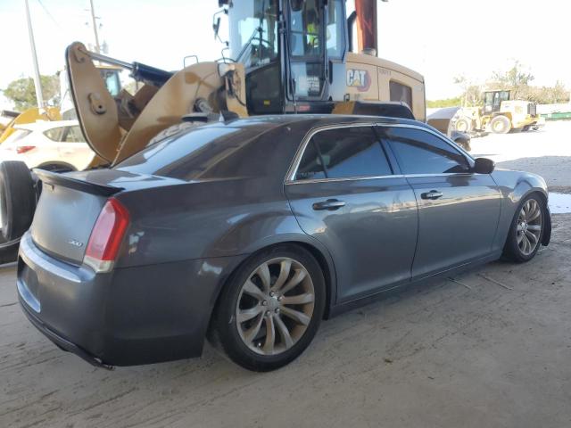 Photo 3 from auction – 2017 CHRYSLER 300 LIMITE with VIN 2C3CCAAG0HH617884
