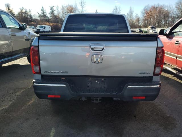 Photo 6 from auction – 2017 HONDA RIDGELINE with VIN 5FPYK3F55HB002994