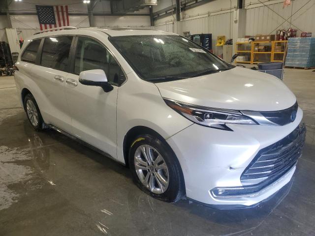 Photo 4 from auction – 2022 TOYOTA SIENNA LIM with VIN 5TDESKFC7NS071200