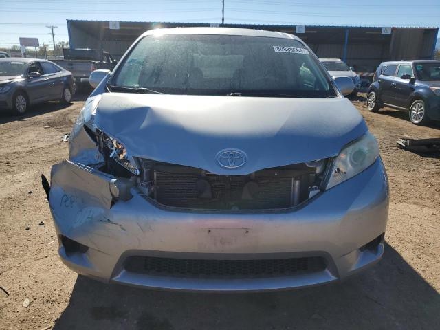 Photo 5 from auction – 2011 TOYOTA SIENNA LE with VIN 5TDJK3DCXBS012208