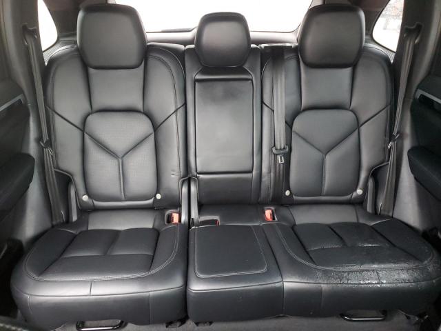 Photo 10 from auction – 2016 PORSCHE CAYENNE with VIN WP1AA2A21GLA03994