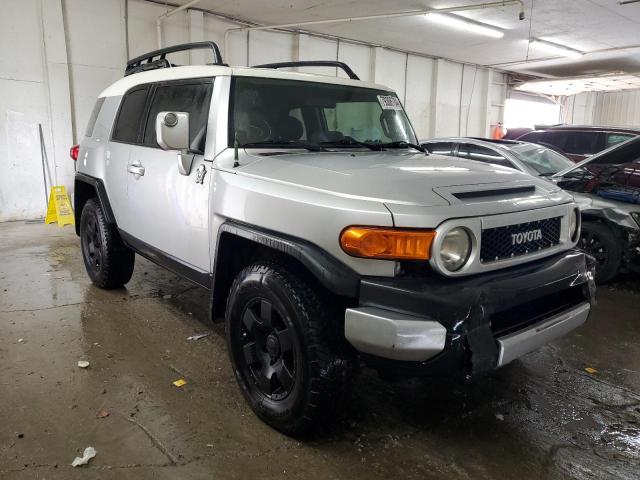 Photo 4 from auction – 2007 TOYOTA FJ CRUISER with VIN JTEBU11F470054882