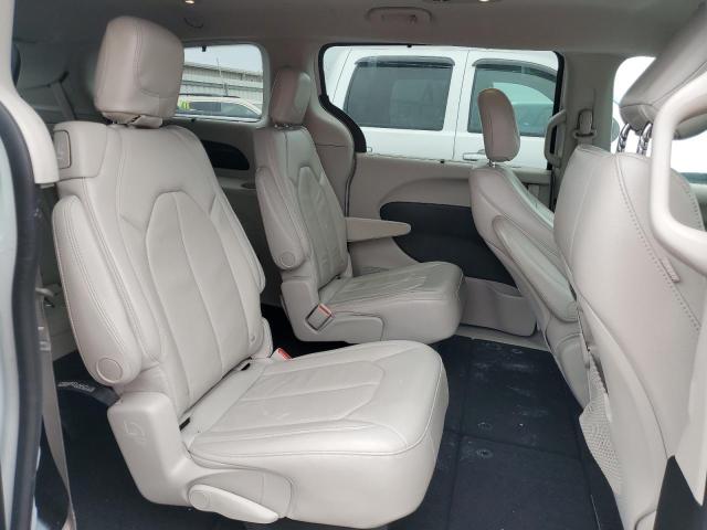 Photo 11 from auction – 2018 CHRYSLER PACIFICA T with VIN 2C4RC1BG1JR100873