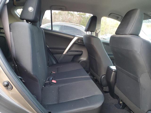 Photo 11 from auction – 2015 TOYOTA RAV4 LE with VIN JTMZFREV9FD052355