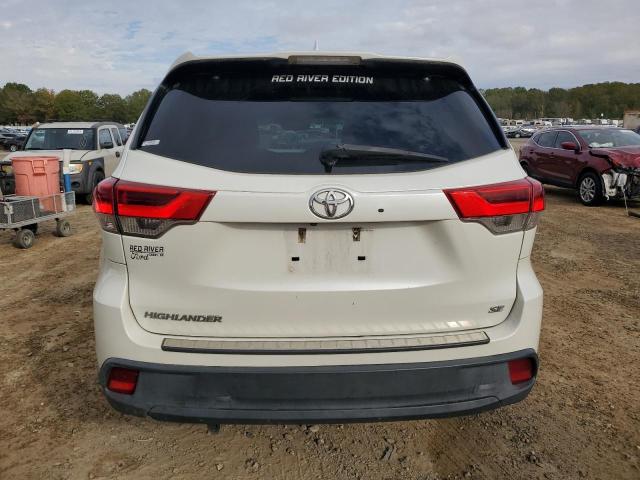 Photo 6 from auction – 2017 TOYOTA HIGHLANDER with VIN 5TDKZRFH4HS520176
