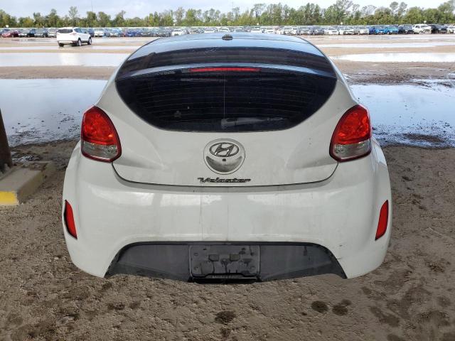 Photo 6 from auction – 2016 HYUNDAI VELOSTER with VIN KMHTC6AD7GU284637