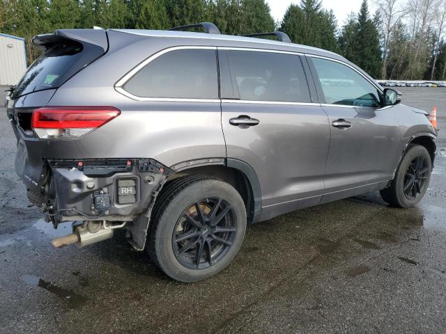 Photo 3 from auction – 2017 TOYOTA HIGHLANDER with VIN 5TDDZRFHXHS464947