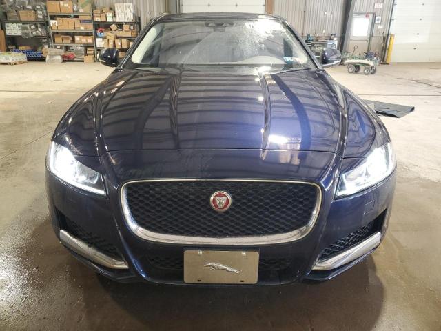 Photo 5 from auction – 2016 JAGUAR XF PRESTIG with VIN SAJBK4BV7GCY12666