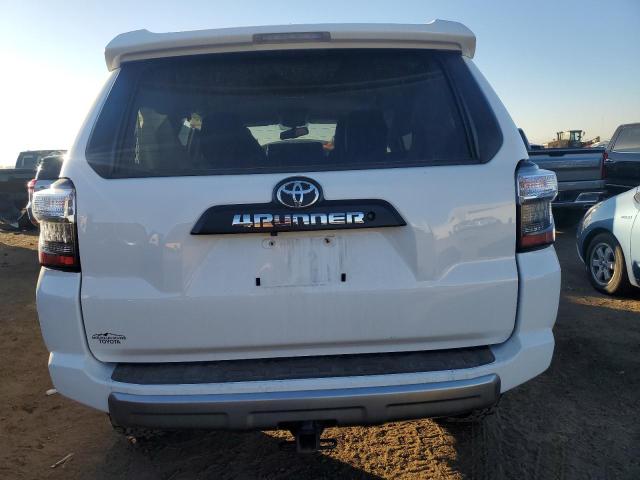 Photo 6 from auction – 2019 TOYOTA 4RUNNER SR with VIN JTEBU5JR2K5701812