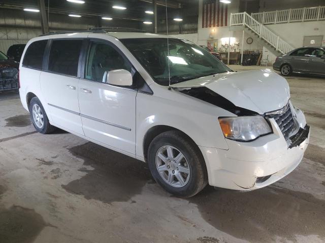 Photo 4 from auction – 2010 CHRYSLER TOWN & COU with VIN 2A4RR5D10AR278489