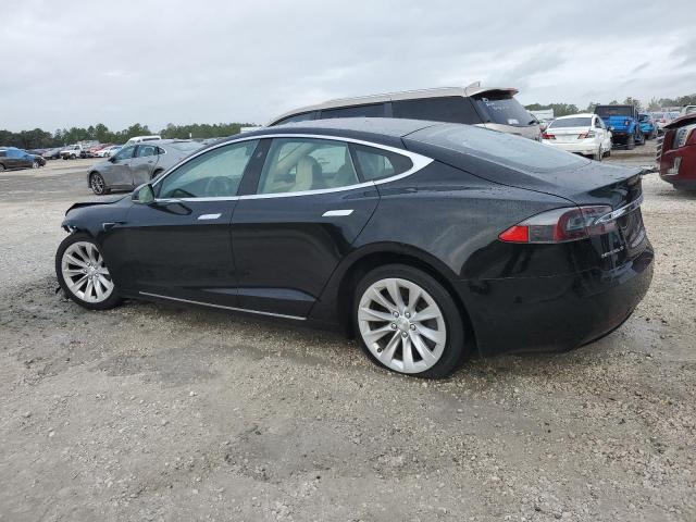 Photo 2 from auction – 2019 TESLA MODEL S with VIN 5YJSA1E28KF299828