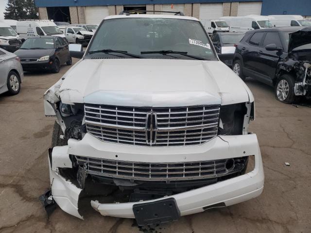 Photo 5 from auction – 2013 LINCOLN NAVIGATOR with VIN 5LMJJ2J51DEL08870