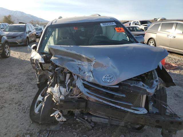 Photo 5 from auction – 2015 TOYOTA SIENNA LE with VIN 5TDKK3DC5FS616596